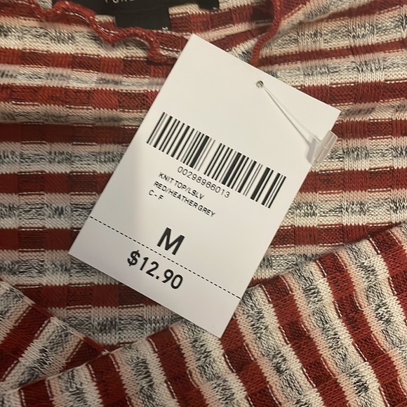 Forever 21 Cropped Turtleneck Top - Picture 2 of 2